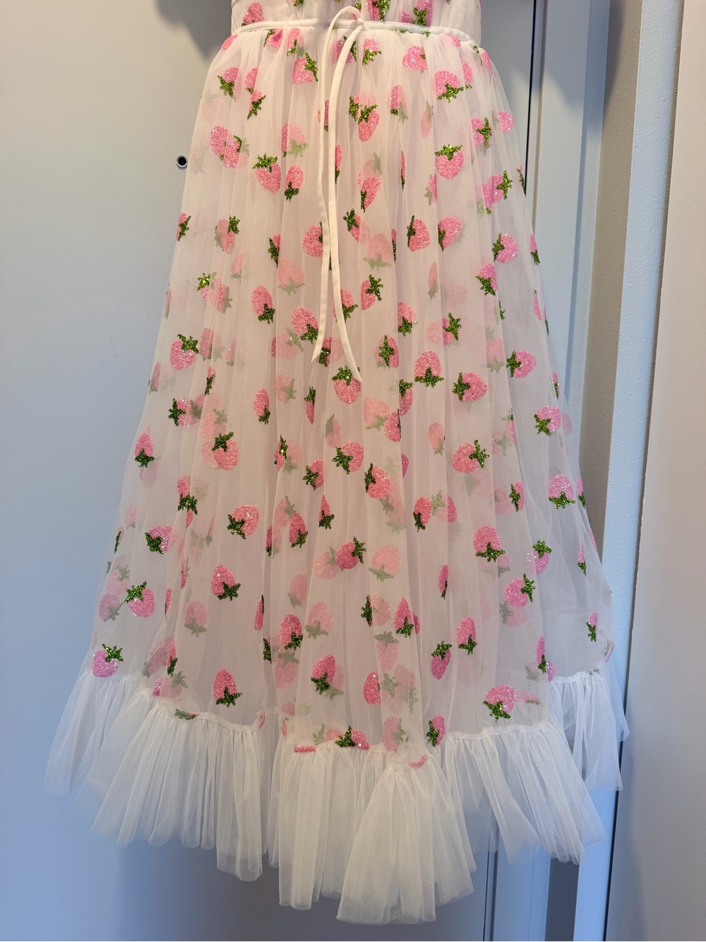 Lirika Matoshi White Strawberry Midi Dress - Picture 7 of 9